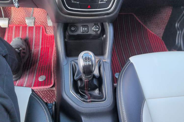 Used Changan CS35 2017 1.6L Manual Luxury Model
