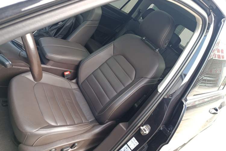 Used Volkswagen Teramont 2019 330TSI Two-Wheel-Drive Luxury Edition China VI Standard