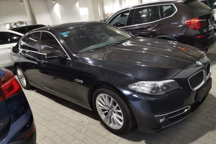 Used BMW 5 Series 2014 525Li Luxury Design Package
