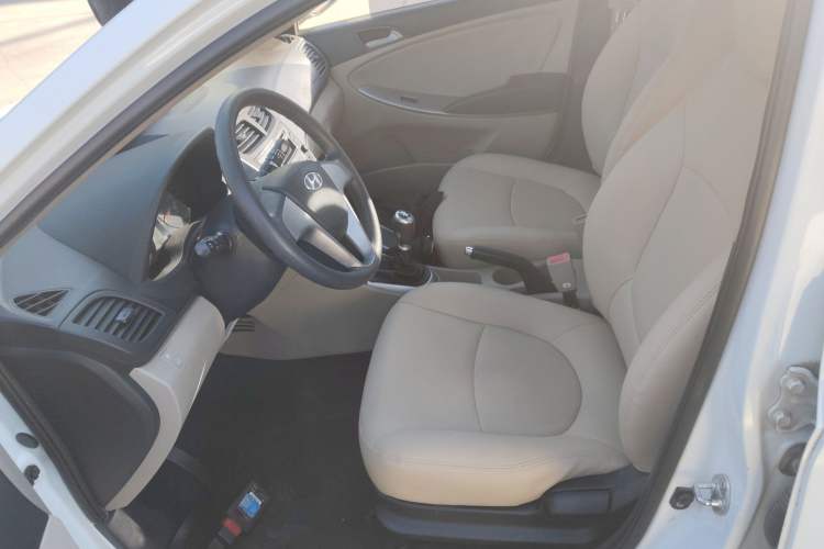 Used Hyundai Verna 2014 1.4L Manual Smart GLS Trim