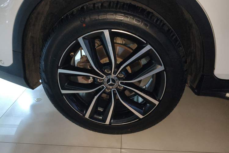 Used Mercedes-Benz GLC 2020 Facelift GLC 260 L 4MATIC Luxury Edition