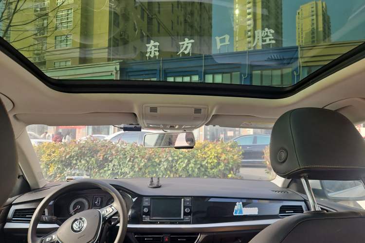 Used Volkswagen Lavida 2019 Hatchback 200TSI DSG Comfort Edition China VI
