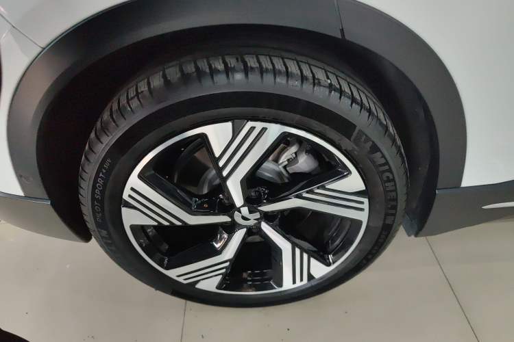 Used Nio ES6 2024 100 kWh
