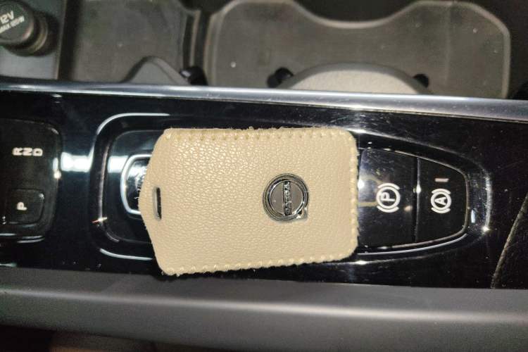 Used Volvo S60 2022 B4 Zhiyi Luxury Edition