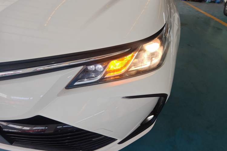 Used Toyota Corolla 2021 Dual-Motor 1.8L E-CVT Elite Edition