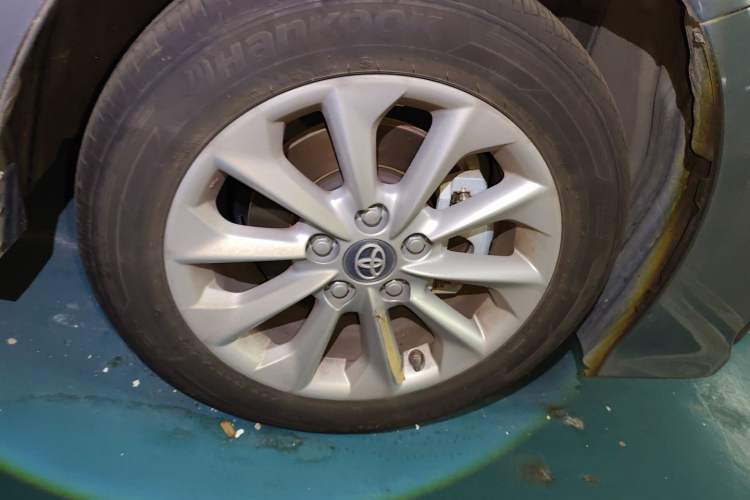 Used Toyota Corolla 2021 Dual-Motor 1.8L E-CVT Elite Edition
