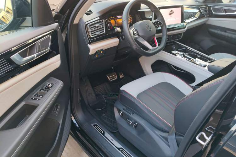 Used Volkswagen Teramont X 2024 380TSI Four-Wheel Drive Longxiang Edition
