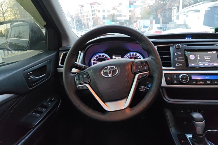 Used Toyota Highlander 2018 2.0T Two-Wheel Drive Luxury Edition 7 Seats China VI Standard
