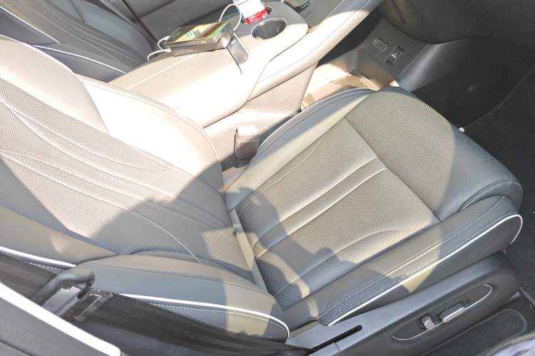 Used XPeng X9 2024 702 Ultra-Long Range Max