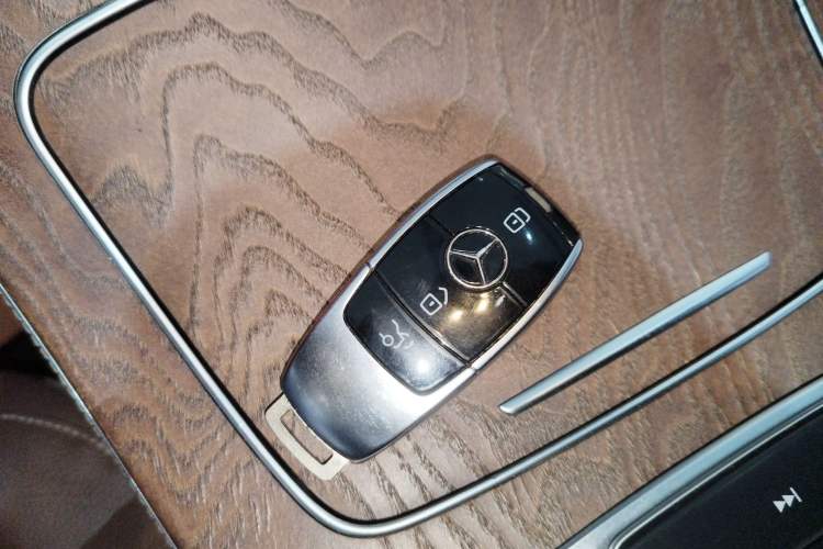 Used Mercedes-Benz E-Class New Energy 2020 E 300 e L
