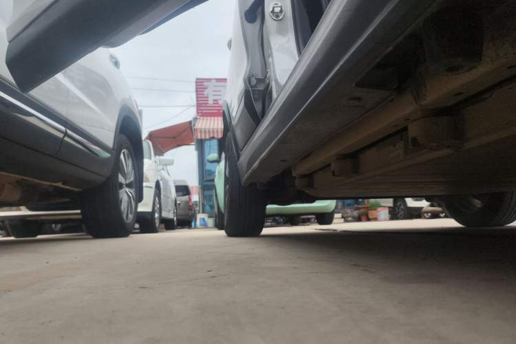 Used BYD Yuan New Energy 2019 EV535 Smart Connect Trendsetting Model
