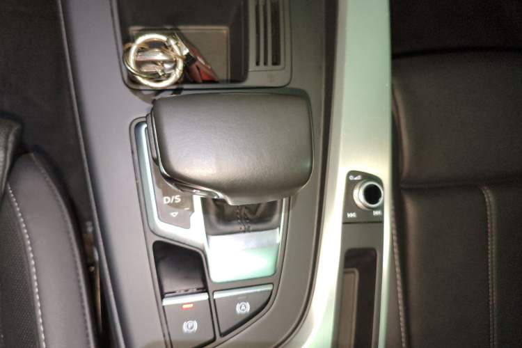 Used Audi A4L 2020 40 TFSI Fashion Dynamic Model
