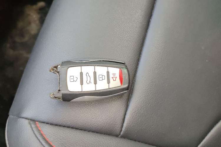 Used Haval M6 2018 Revised Version 1.5T DCT Two-Wheel Drive Elite Edition
