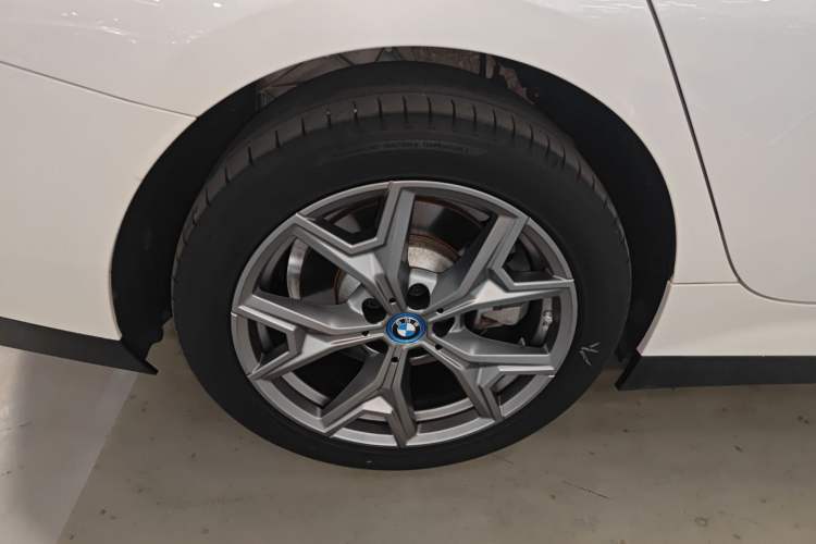 Used BMW i3 2024 eDrive 35 L