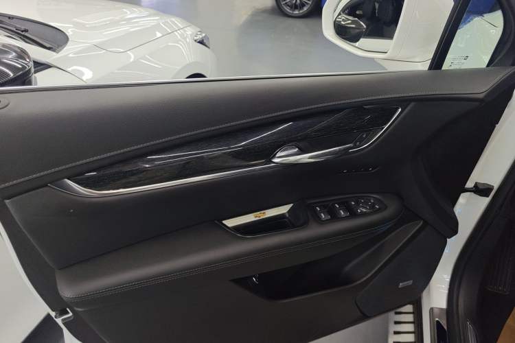 Used Cadillac XT5 2021 28T Four-Wheel Drive Luxury Version
