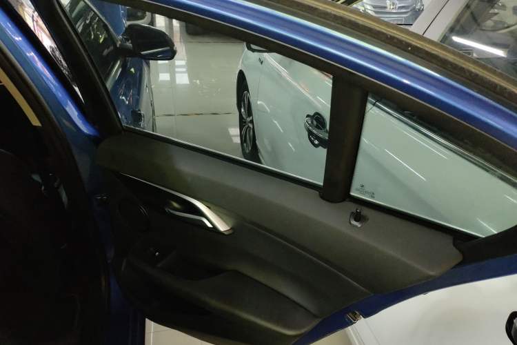 Used BMW 1 Series 2017 118i Design Package Model
