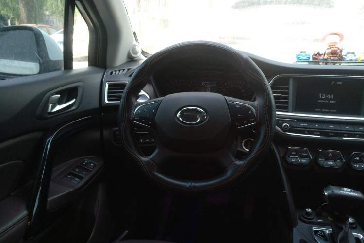 Used GAC Trumpchi GS4 2017 235T Automatic Two-Wheel Drive Luxury Smart Connectivity Version
