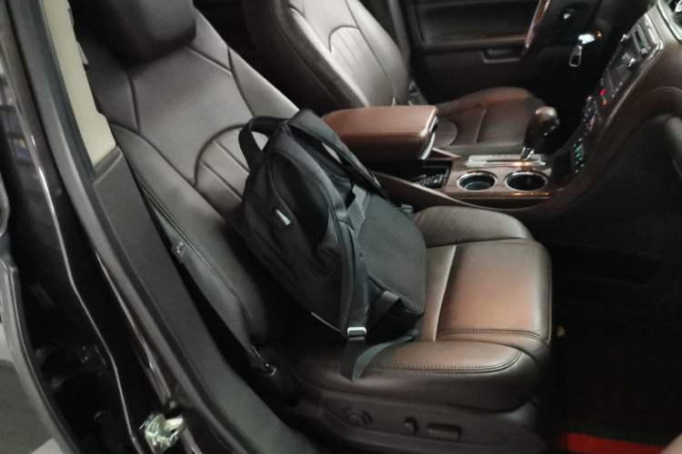 Used Buick Enclave 2014 3.6L Four-Wheel Drive Smart Luxury Flagship Edition