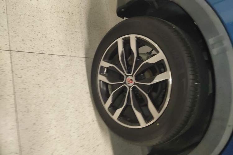 Used Roewe RX5 2016 20T Two-Wheel Drive Automatic Internet Smart Edition
