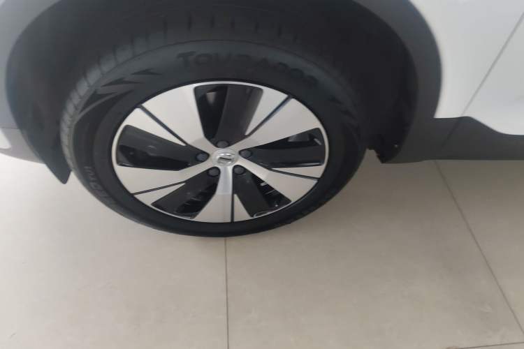 Used Volvo XC40 2023 B3 Zhiyuan Luxury Edition