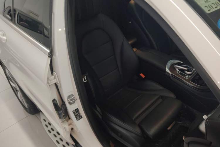 Used Mercedes-Benz GLC 2017 GLC 300 4MATIC Sport Edition
