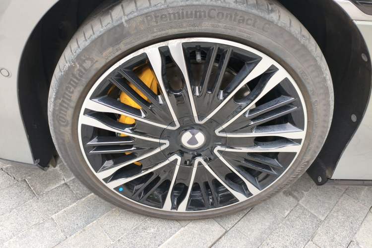 Used Denza Z9GT 2024 1100 Four-Wheel Drive Ultra Version
