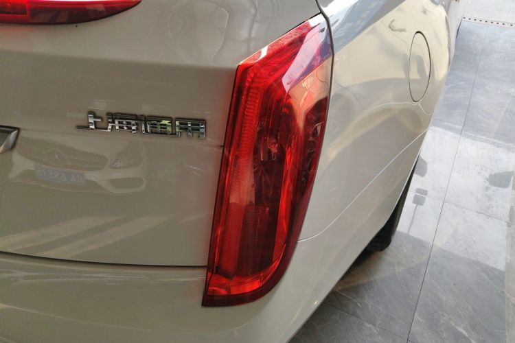 Used Cadillac XTS 2015 28T Comfort Model