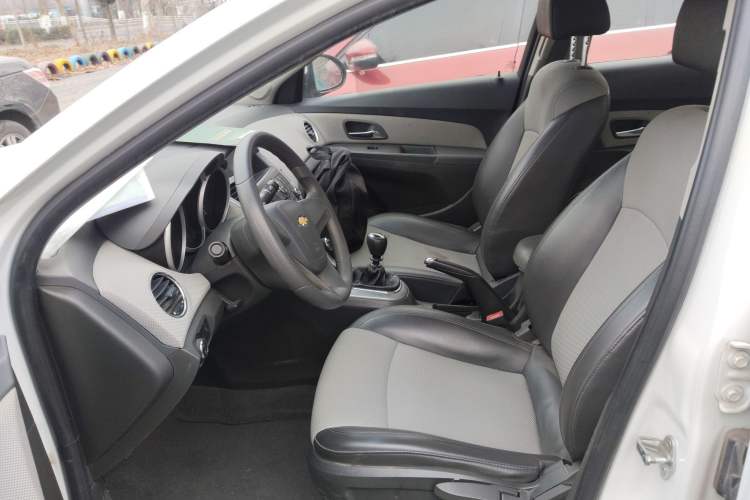 Used Chevrolet Cruze 2013 1.6L SE WTCC Edition MT