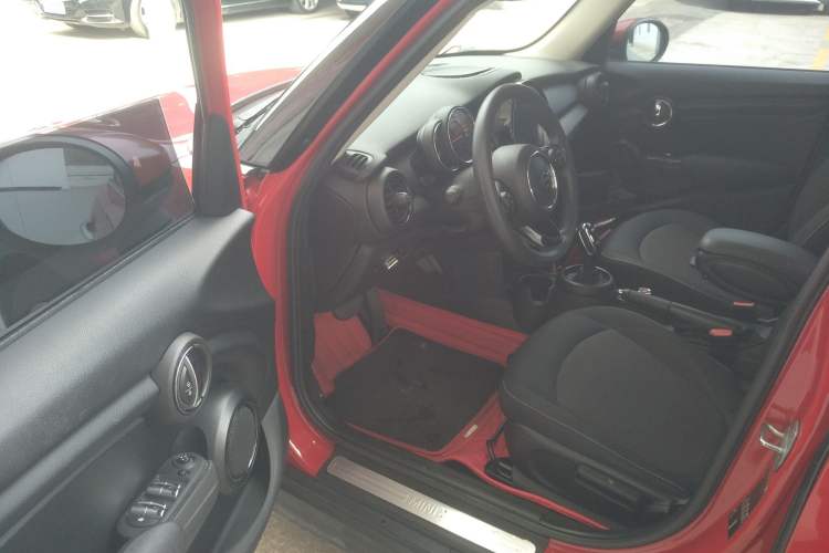 Used  MINI 2019 1.5T ONE Five-Door Edition
