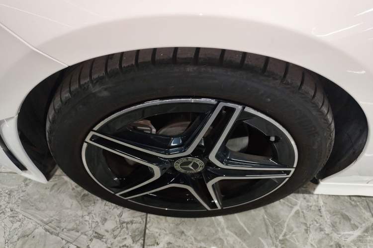 Used Mercedes-Benz CLA 2021 CLA 200 4MATIC
