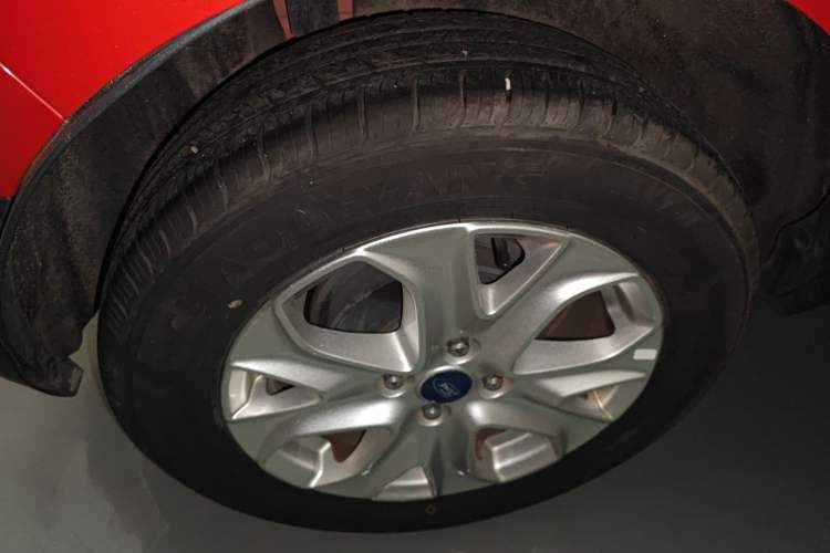 Used Ford EcoSport 2013 1.5L Automatic Fashion Model
