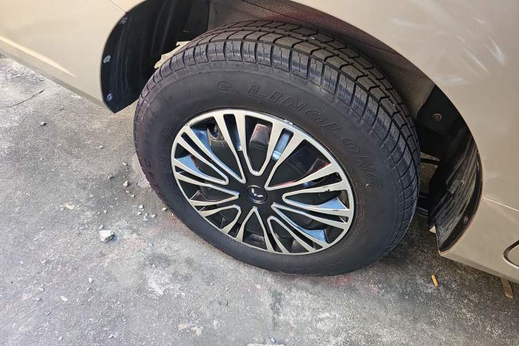 Used Wuling Hongguang V 2022 1.5L Jingqu Edition Electric-Assist LAR
