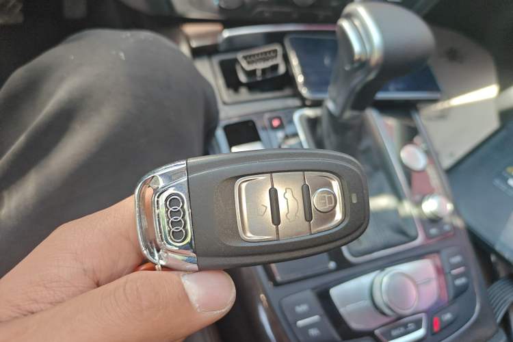 Used Audi A6L 2014 30 FSI Technology Model
