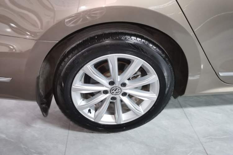 Used Volkswagen Passat 2017 330TSI DSG Luxury Edition
