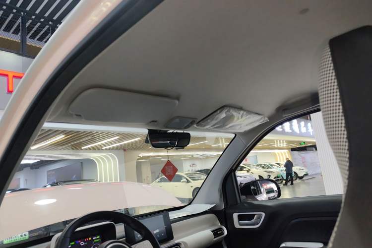 Used Wuling Hongguang MINIEV 2024 3rd Generation 215km Advanced Version
