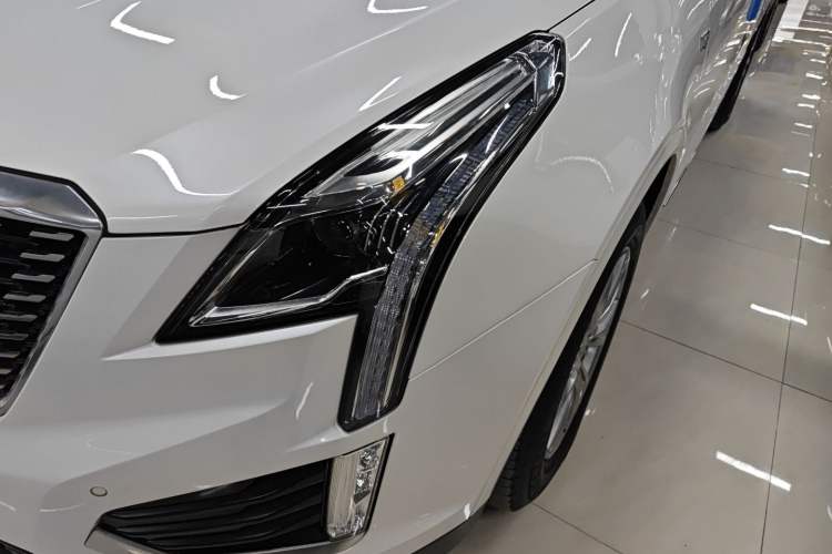 Used Cadillac XT5 2022 2.0T Two-Wheel Drive Luxury Version
