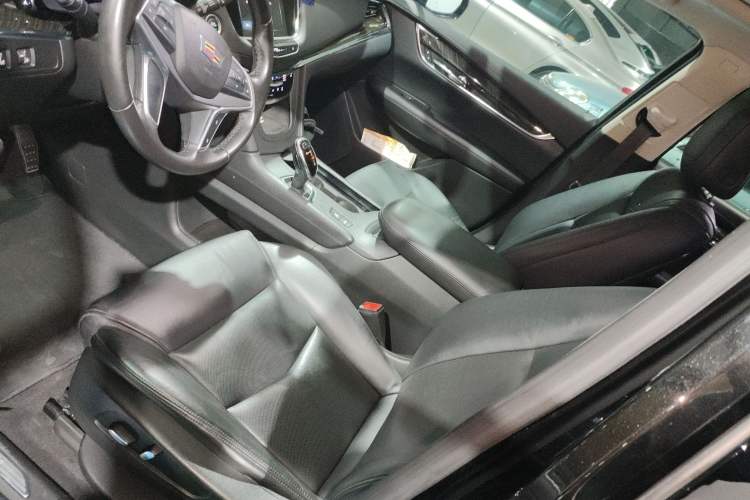 Used Cadillac XT5 2016 25T Luxury Model