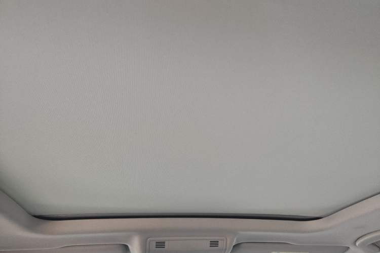 Used Volkswagen Tharu 2019 280TSI Two-Wheel Drive Luxury Version China VI Standard
