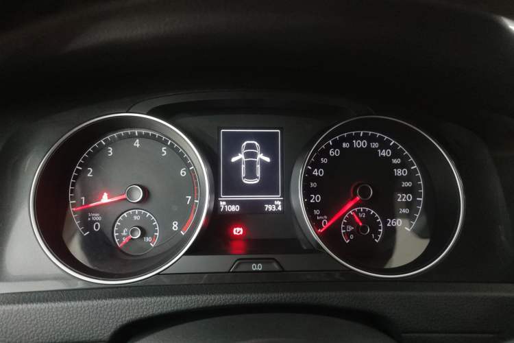 Used Volkswagen Golf 2018 230TSI Automatic Luxury Version