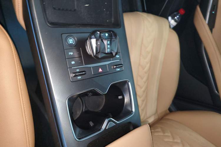 Used BYD Song L DM-i 2025 Intelligent Driving Version 160 km Beyond-Range Type