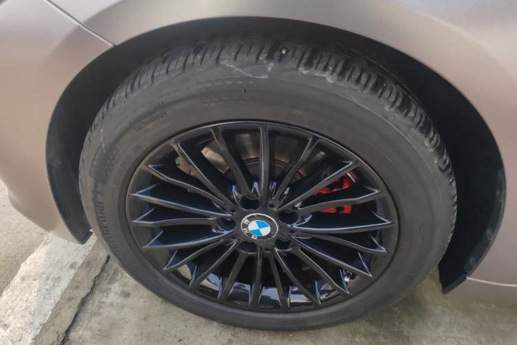 Used BMW 3 Series 2014 320Li Luxury Design Package
