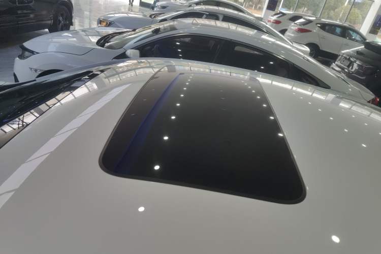 Used Chevrolet Monza 2022 Light Hybrid RS 330T Automatic Comfort Edition
