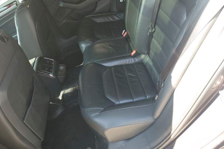 Used Volkswagen Phideon 2018 Revised Version 380TSI Two-Wheel Drive Business Edition
