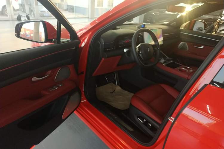 Used Hima AITO M5 2025 Extended-Range Ultra All-Wheel-Drive Version
