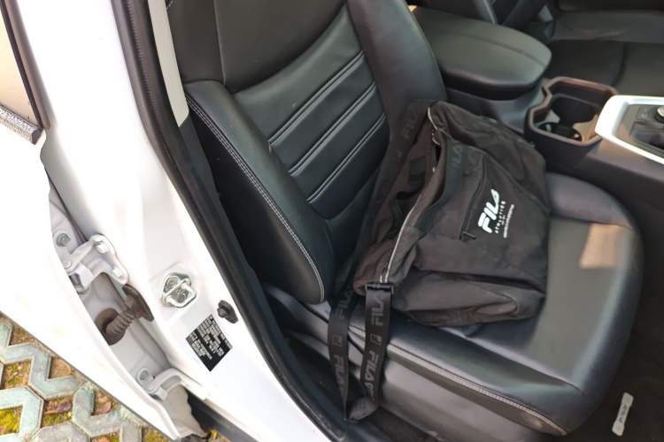 Used Toyota RAV4 2021 2.0L CVT Four-Wheel Drive Premium Edition
