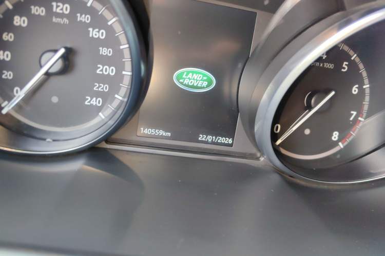 Used Land Rover Discovery Sport 2018 240 PS SE Version