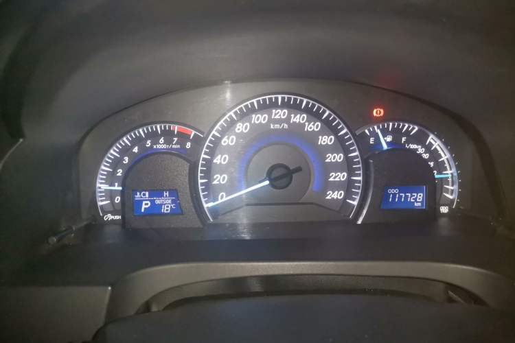 Used Toyota Camry 2016 2.0G 10th Anniversary Leading Edition
