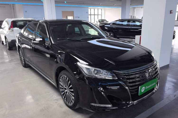 Used Toyota Crown 2018 2.0T Sport Edition
