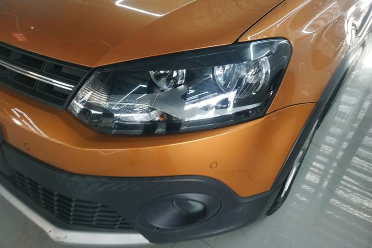 Used Volkswagen Polo 2014 1.6L Cross Polo Automatic
