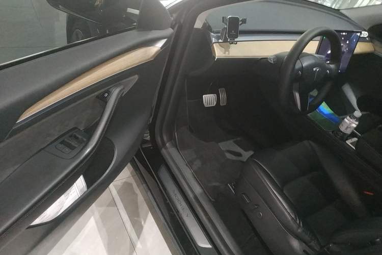 Used Tesla Model Y 2021 Performance High-Performance All-Wheel-Drive Version
